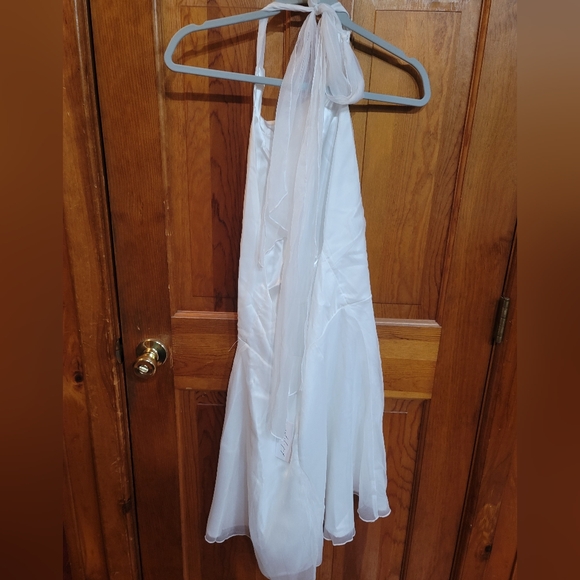 Petal & Pup halter dress - Picture 2 of 5